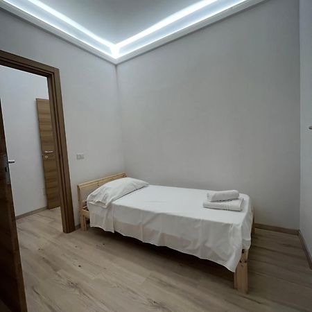 Villa Milano Apt. N. 2 Ngoại thất bức ảnh